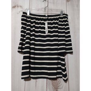 BB Dakota Shirt Ladies Small Black White Stripe Off Shoulder Short Sleeve